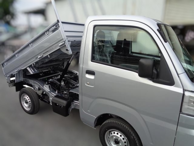 Daihatsu Hijet LD Dump 4x4 CVT 2025 model Japanese kei truck model in silver