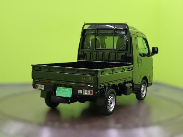Black metallic 2025 Daihatsu Jumbo 4x4 Japanese mini truck CVT model