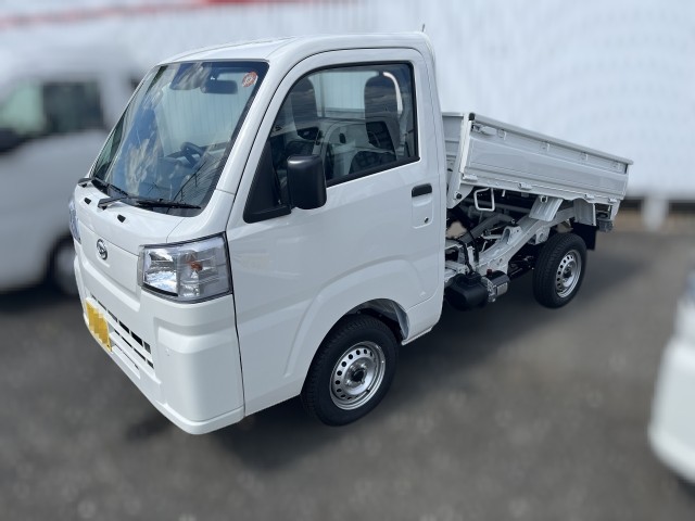 White 2025 Daihatsu Hijet LD Dump 4x4 Japanese mini truck in white with CVT transmission and delivery miles