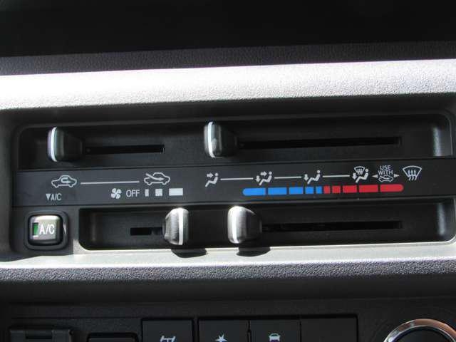 Daihatsu Hijet Jumbo 4x4 2025 Japanese kei mini truck in black metallic with delivery mileage