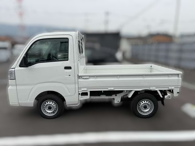 Daihatsu Hijet Regular cab 2024 model with 5-speed manual, hi-lo range, and rear locking diff