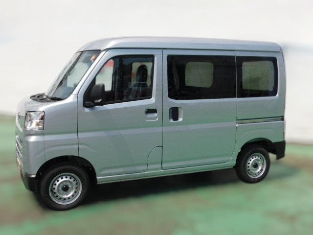 Daihatsu Hijet Cargo Deluxe 4x4 2025 CVT Japanese mini truck in silver metallic