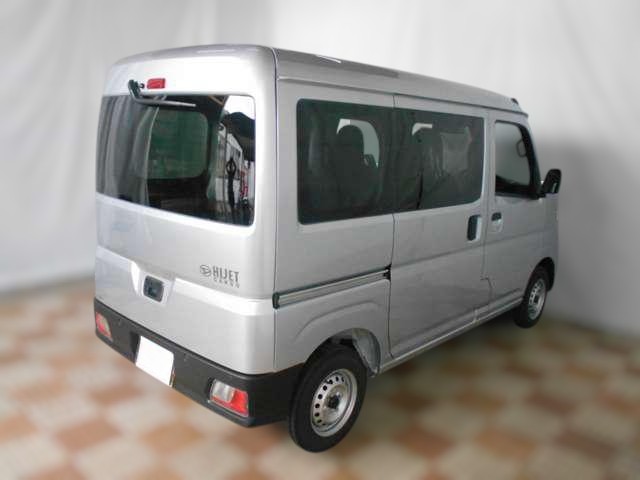 Daihatsu Hijet Cargo Deluxe 4WD 2025 Japanese mini truck in silver