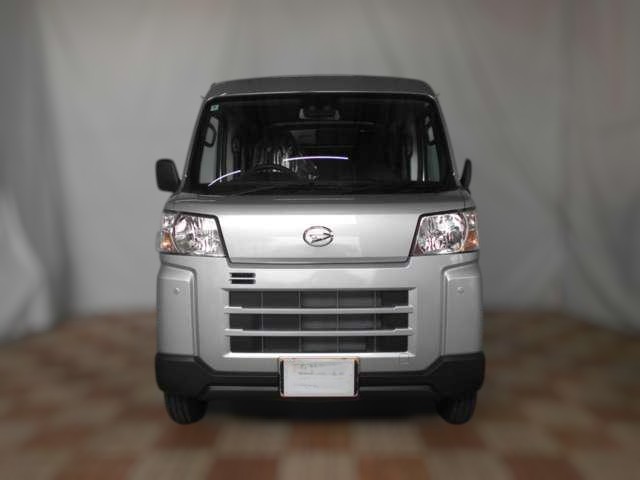 Daihatsu Hijet Cargo Deluxe 4WD 2025 Japanese mini truck in silver