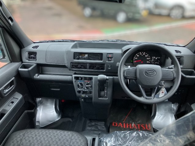 Daihatsu Hijet Cargo 2025 4x4 off-road Japanese kei mini truck in silver