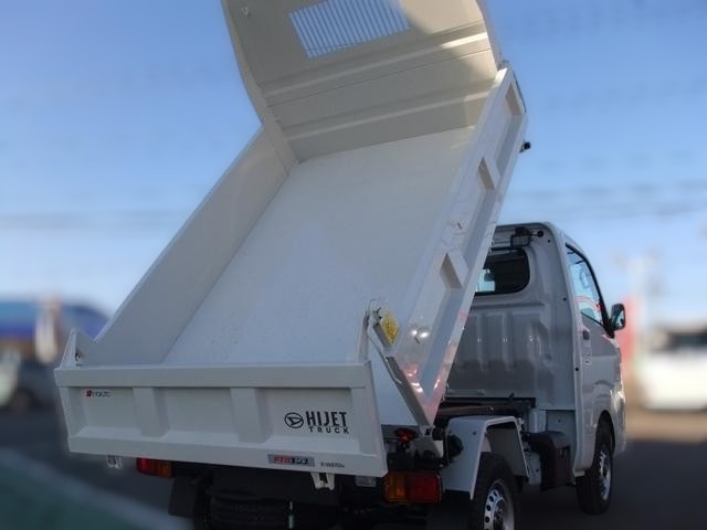 Daihatsu Hijet HD Dump with PTO dumping mechanism 4x4 2025 manual transmission model