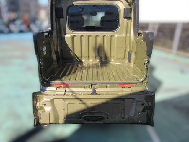 Green 2025 Daihatsu Hijet Deckvan 4x4 Japanese mini truck