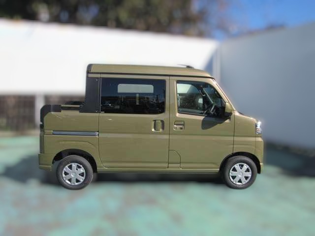 Green 2025 Daihatsu Hijet Deckvan 4x4 Japanese mini truck