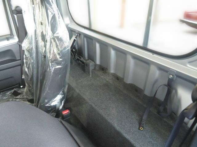 Silver Daihatsu Hijet Jumbo Extra 2024 4x4 Japanese mini truck