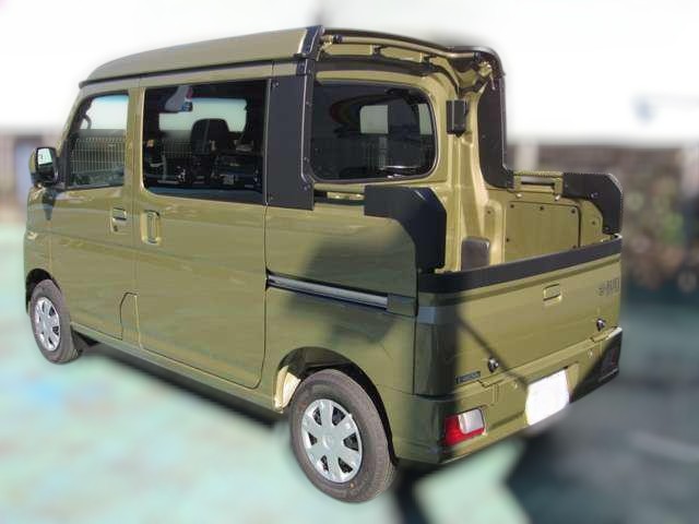 Green 2025 Daihatsu Hijet Deckvan 4x4 Japanese mini truck