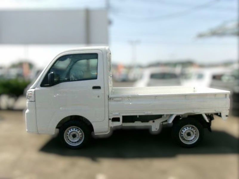Daihatsu Hijet Regular Cab manual + hi-lo range model in white 2025 mini truck