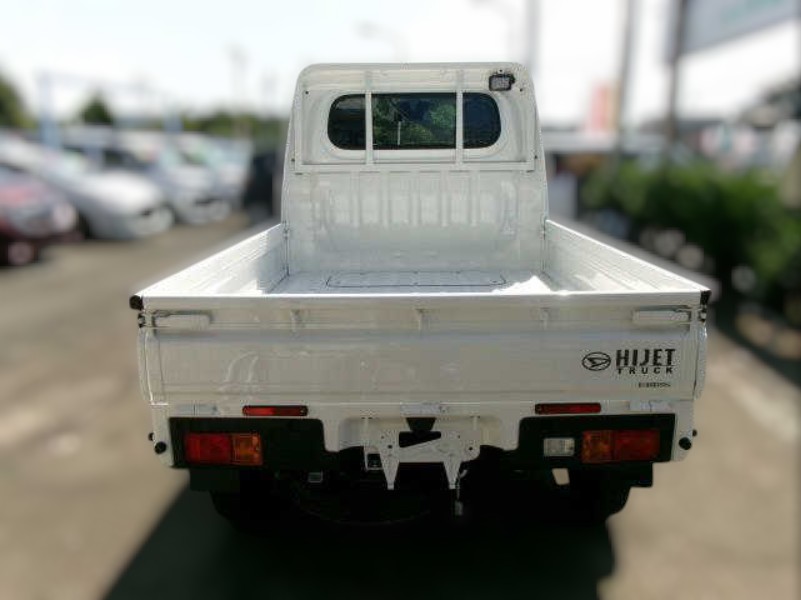 Daihatsu Hijet Regular Cab manual + hi-lo range model in white 2025 mini truck