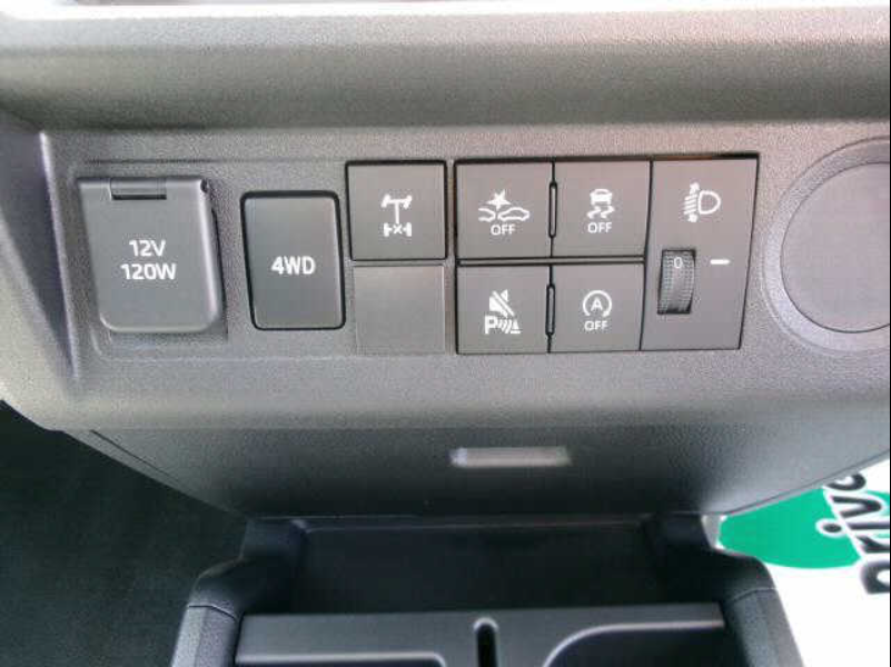 Daihatsu Hijet Regular Cab manual + hi-lo range model in white 2025 mini truck