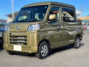 Daihatsu Hijet Deckvan 4WD 2024 Japanese mini truck crew cab model in green metallic