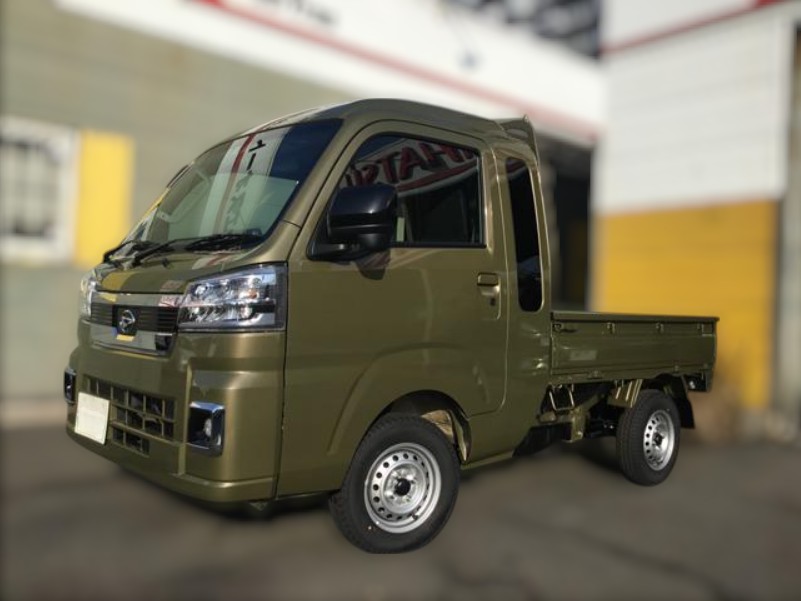Green 2025 CVT Daihatsu Hijet Jumbo 4x4 Japanese mini truck