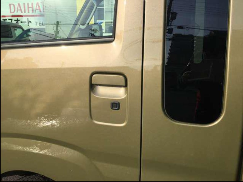 Green 2025 CVT Daihatsu Hijet Jumbo 4x4 Japanese mini truck