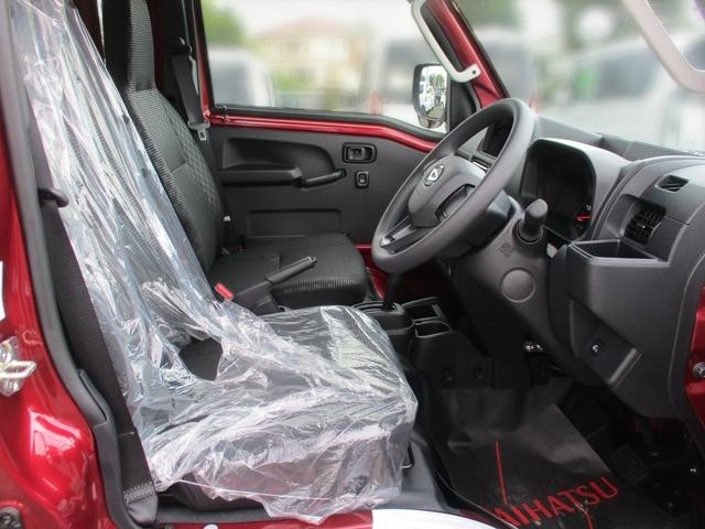 Red metallic 2025 Japanese mini truck 4x4 model Daihatsu Hijet Jumbo