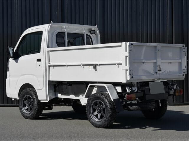 Daihatsu Hijet Cleaning Dump Japanese mini truck from left rear