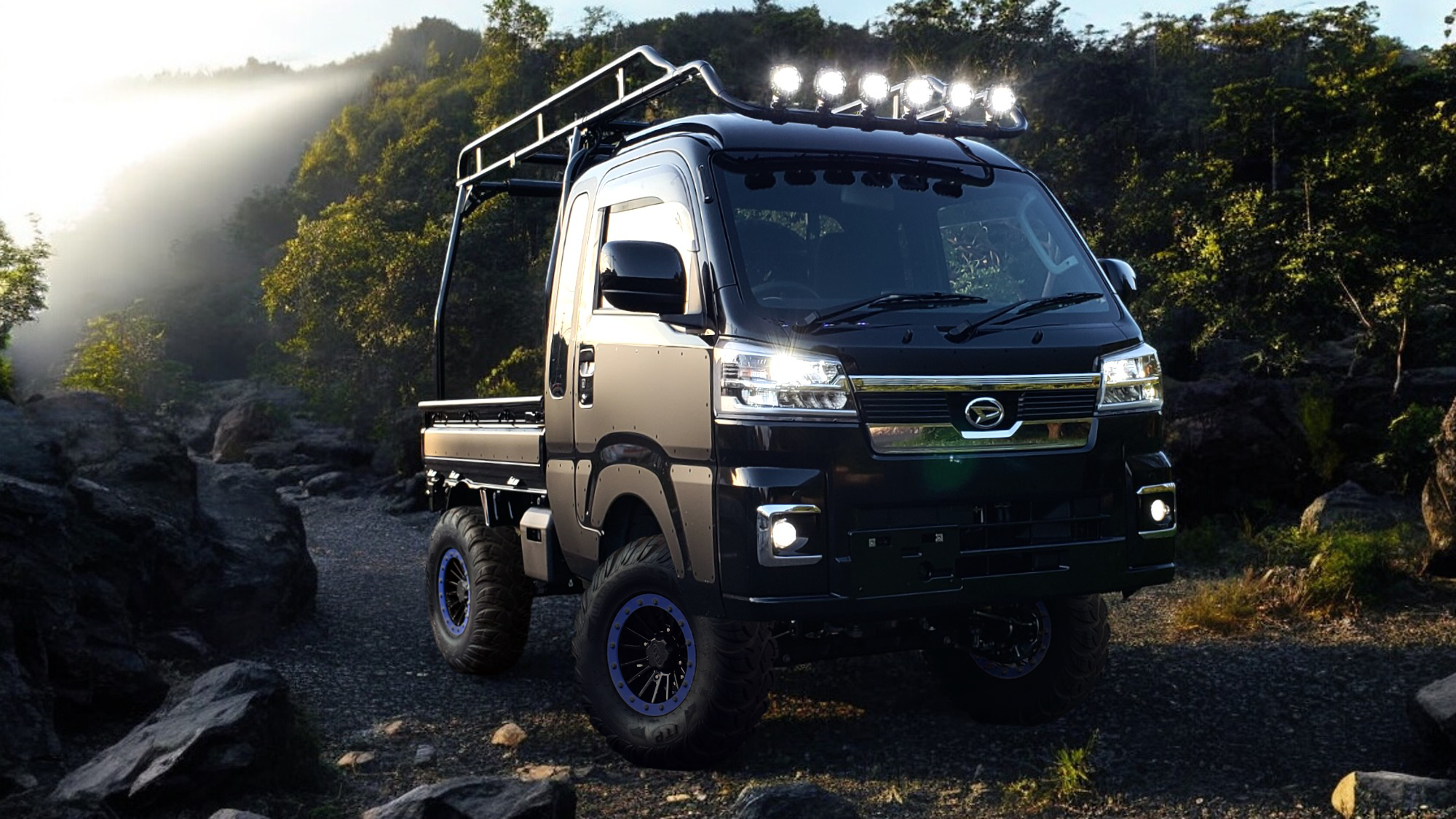 Daihatsu Hijet Jumbo Japanese mini truck with lights and light bar turned on