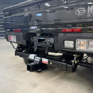 Daihatsu Hijiet with Reese hitch receiver